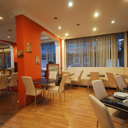 Mini hotel Измир Экстерьер фото