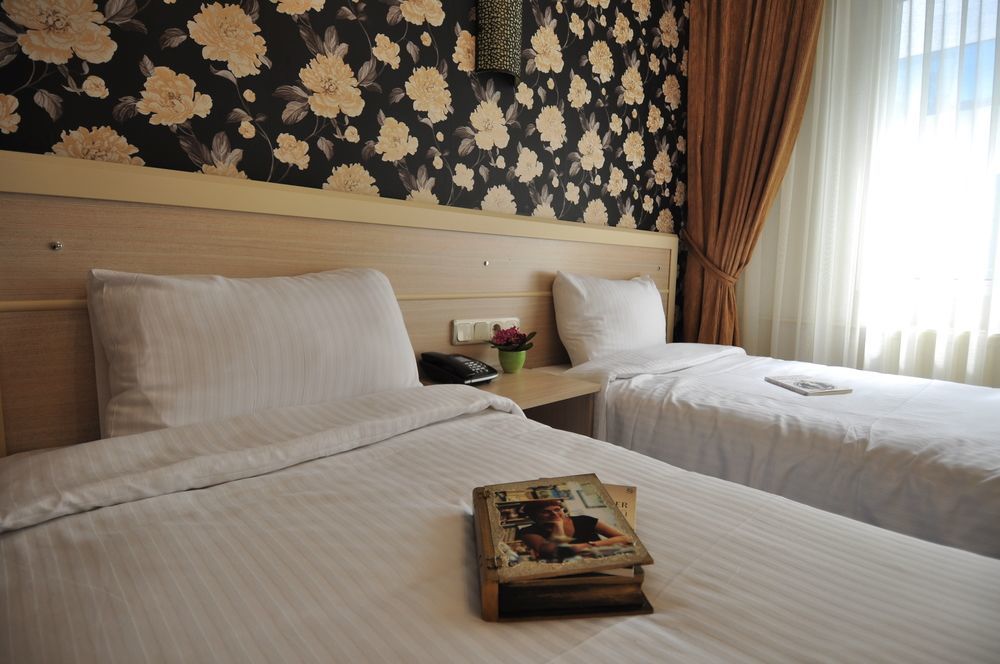 Mini hotel Измир Экстерьер фото